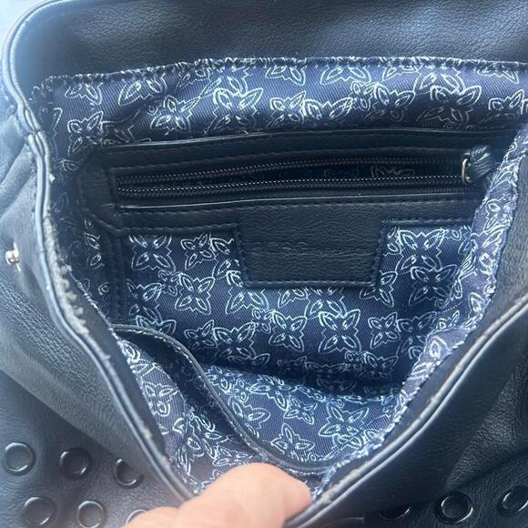 BCBG black leather small backpack - Picture 6 of 7